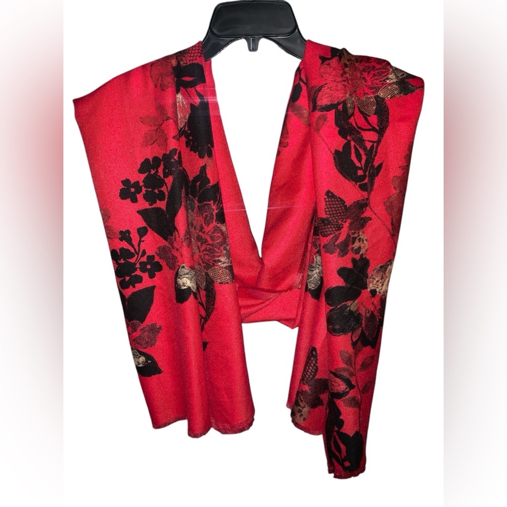 True Red‎ Floral Design Super Soft Blanket Scarf One Size